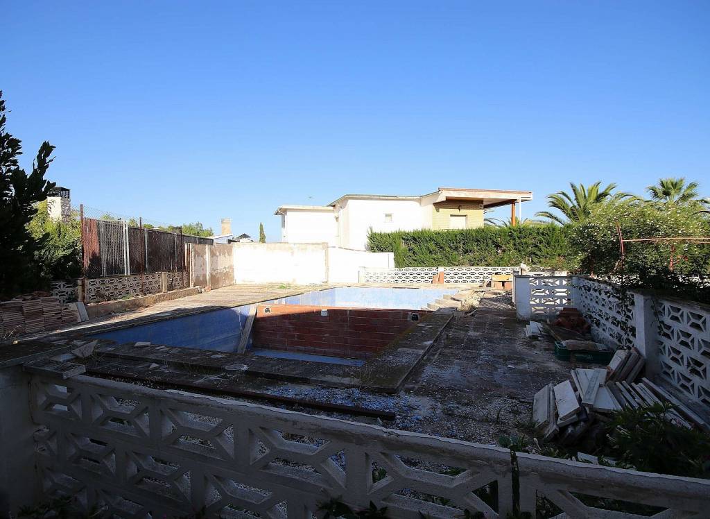 Resale - Villa - Monovar