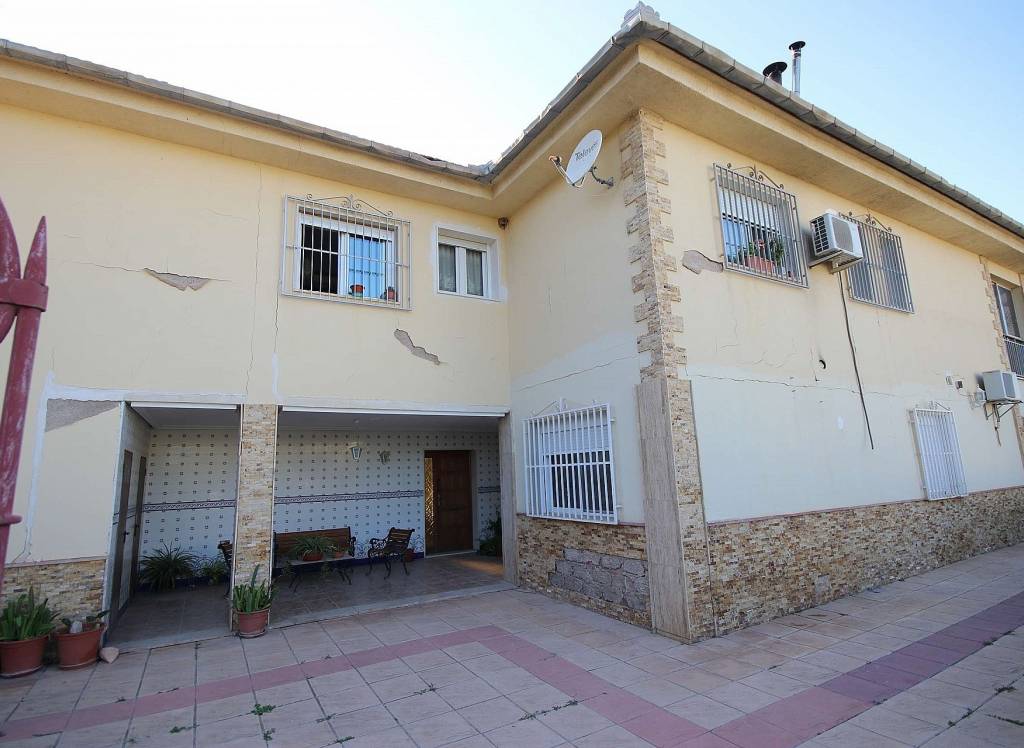 Resale - Villa - Monovar