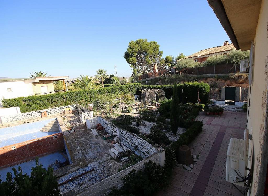 Resale - Villa - Monovar