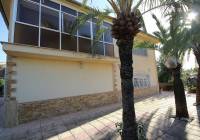 Resale - Villa - Monovar