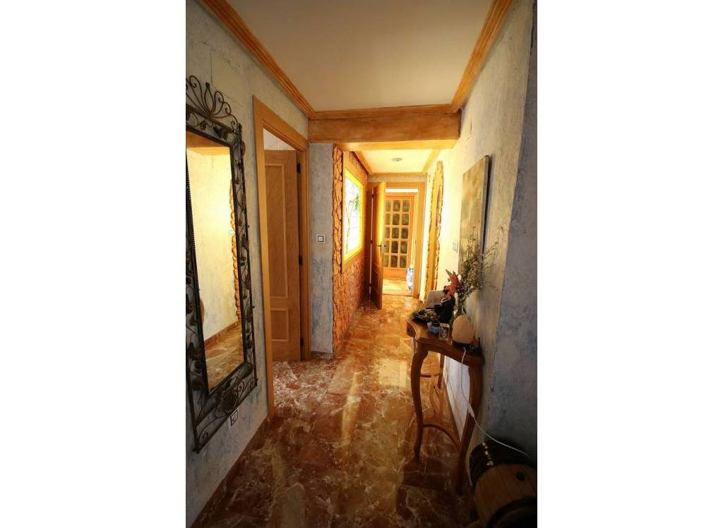Resale - Villa - Monovar