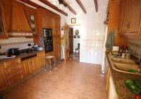 Resale - Villa - Monovar