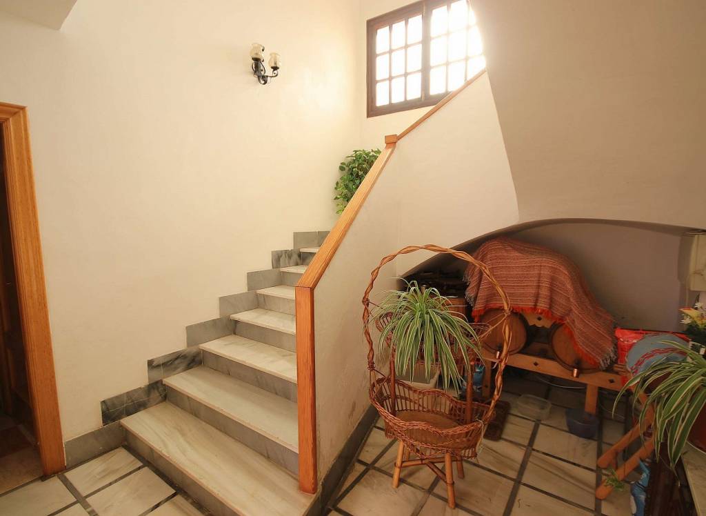 Resale - Villa - Monovar