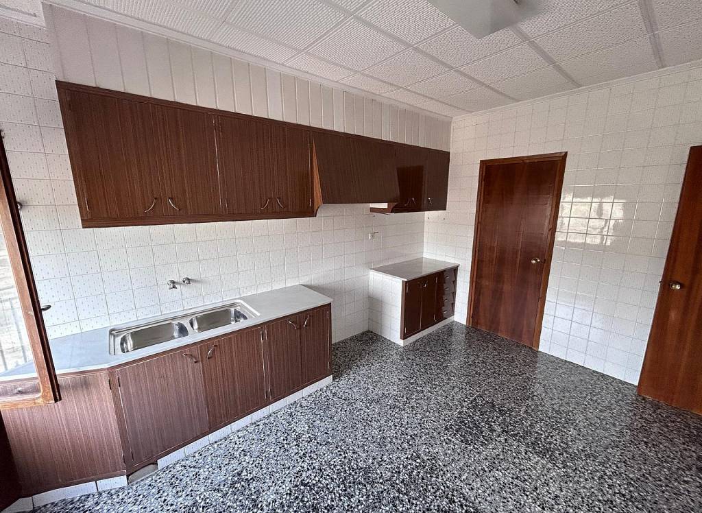 Resale - Villa - Monovar