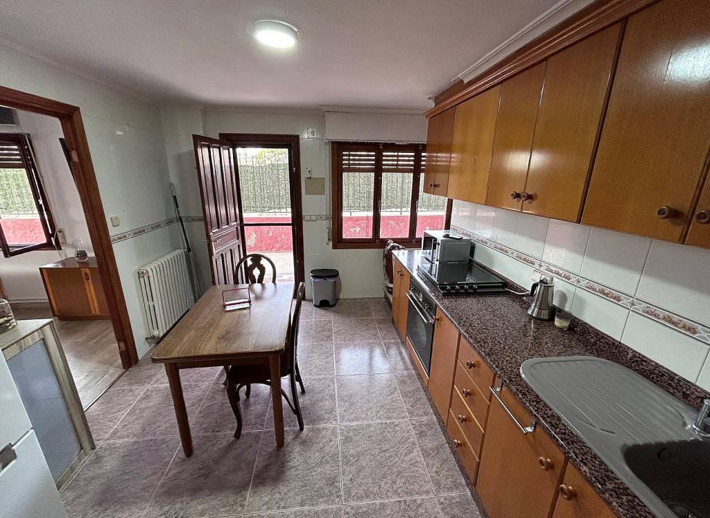 Resale - Villa - Monovar