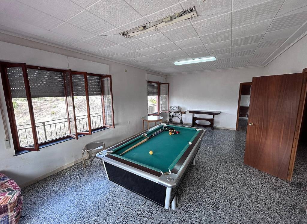 Resale - Villa - Monovar