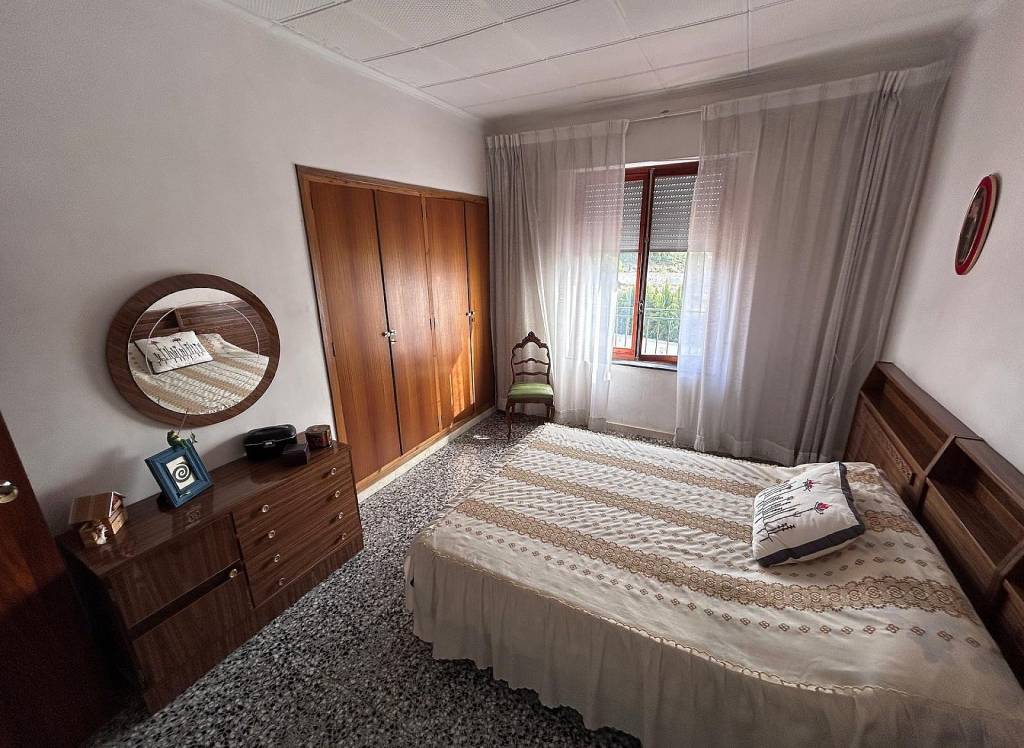 Resale - Villa - Monovar