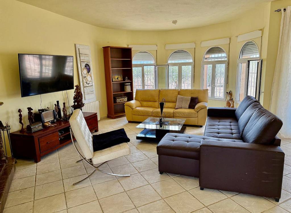 Resale - Villa - Onil