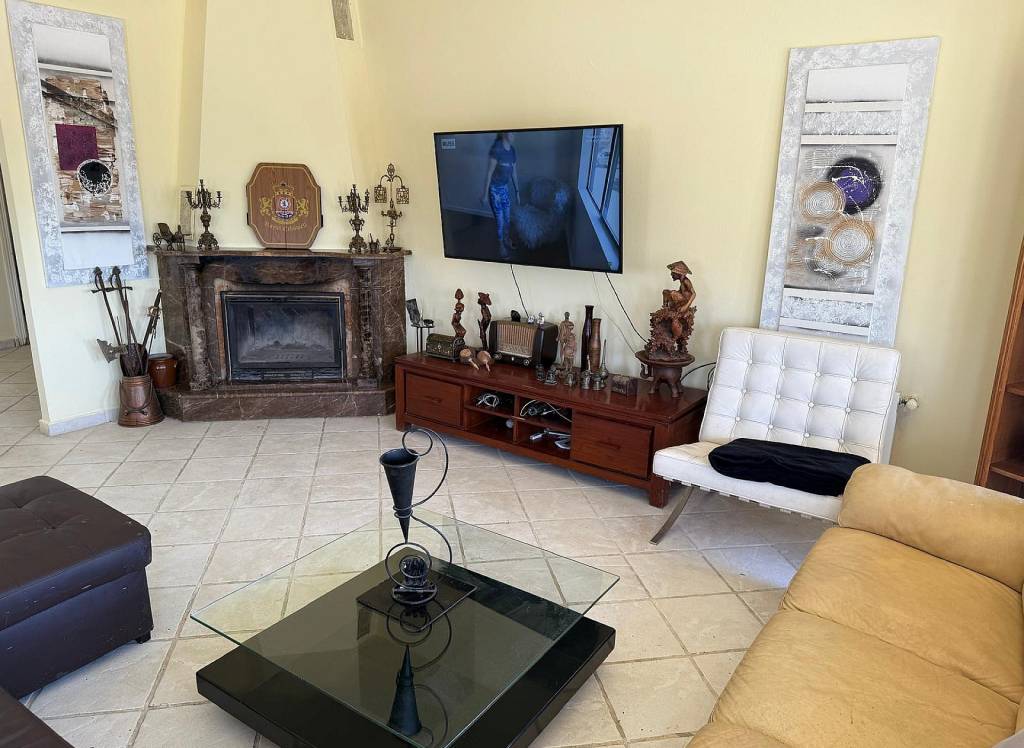 Resale - Villa - Onil