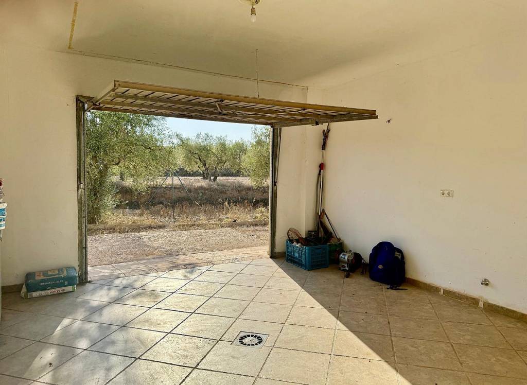 Resale - Villa - Onil