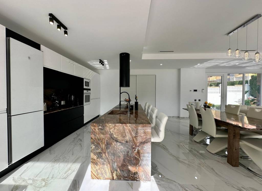 Resale - Villa - Petrer - In hamlet