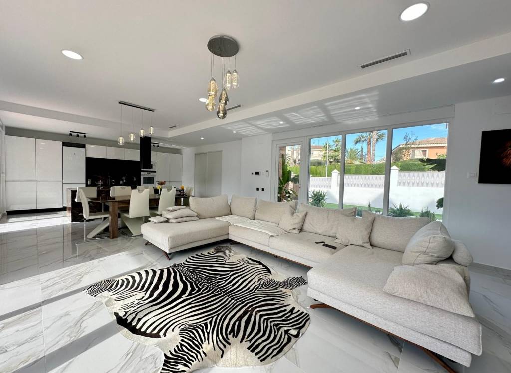 Resale - Villa - Petrer - In hamlet