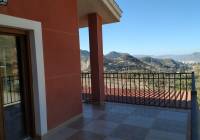 Resale - Villa - Petrer - Rural location