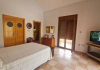 Resale - Villa - Petrer - Rural location