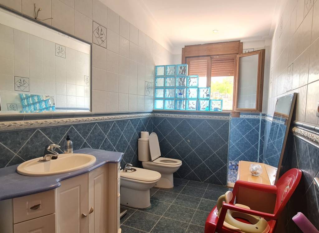 Resale - Villa - Petrer - Rural location