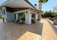 Resale - Villa - Petrer