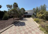 Resale - Villa - Petrer