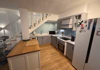 Resale - Villa - Petrer