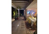 Resale - Villa - Petrer