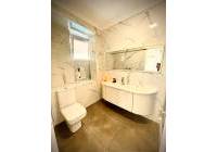 Resale - Villa - Petrer