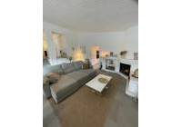 Resale - Villa - Petrer