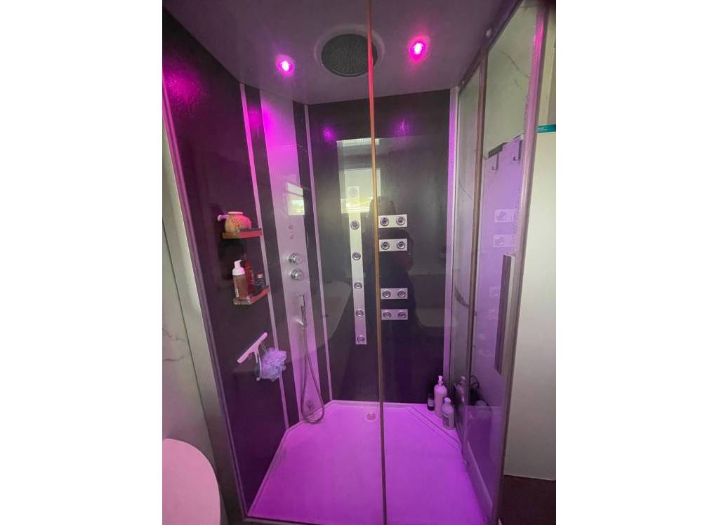 Resale - Villa - Petrer