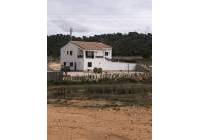 Resale - Villa - Pinoso - Rural location