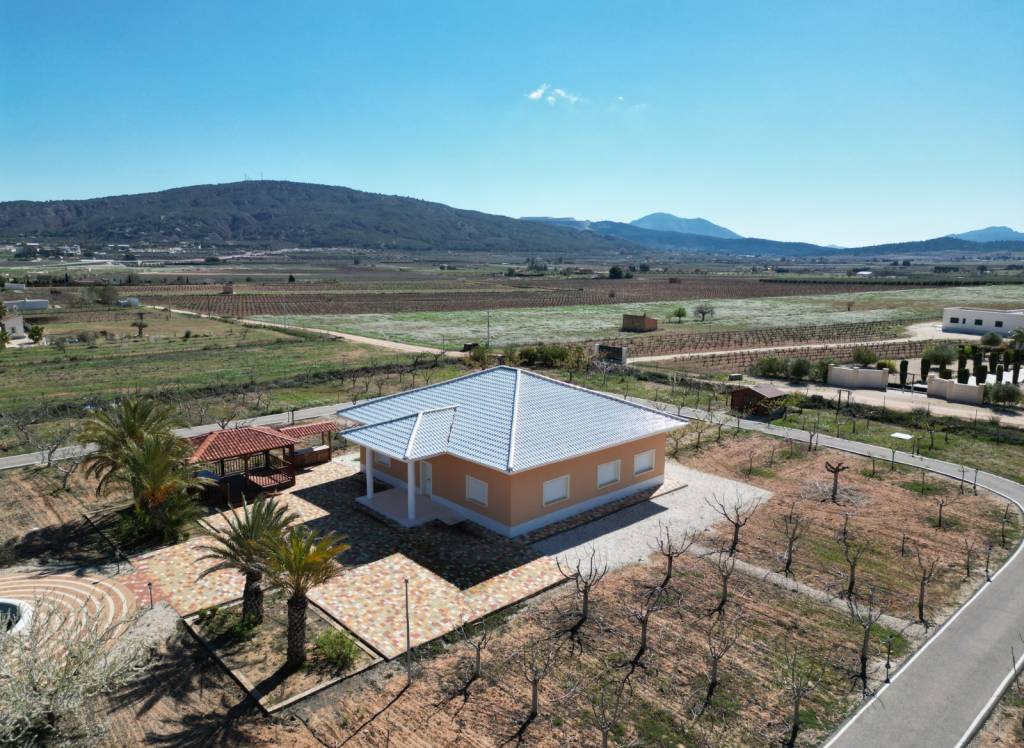 Resale - Villa - Pinoso - Rural location