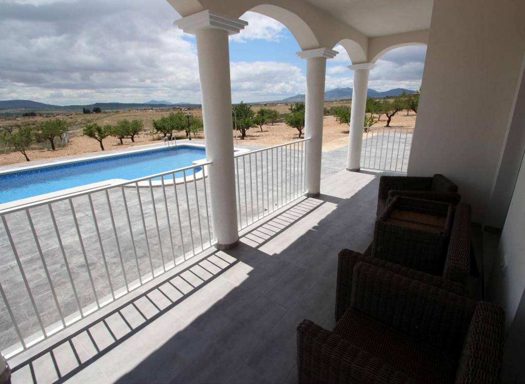 Resale - Villa - Pinoso