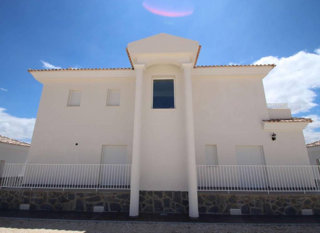 Resale - Villa - Pinoso