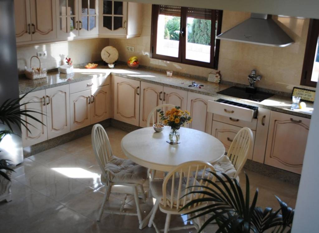 Resale - Villa - Pinoso