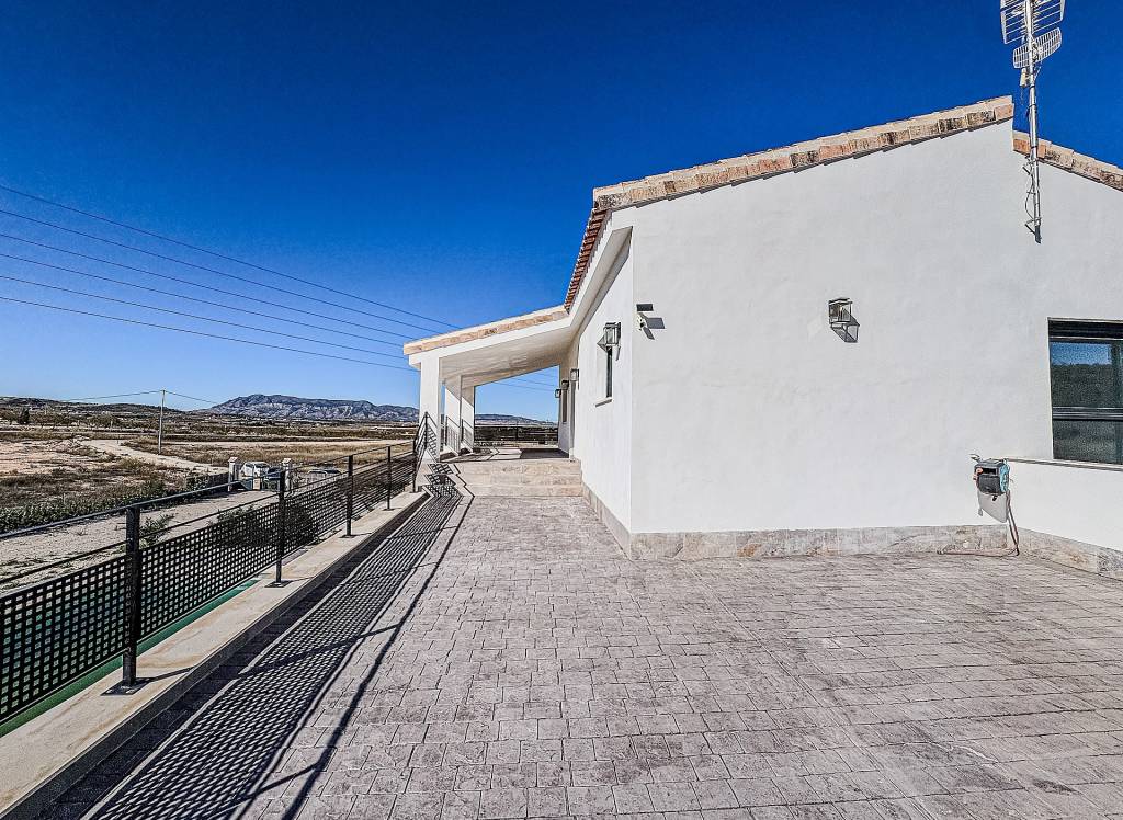 Resale - Villa - Pinoso