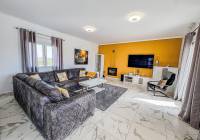 Resale - Villa - Pinoso