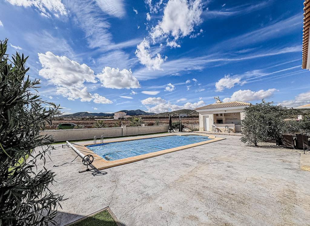 Resale - Villa - Pinoso