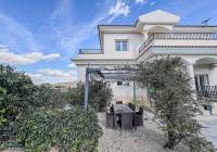 Resale - Villa - Pinoso