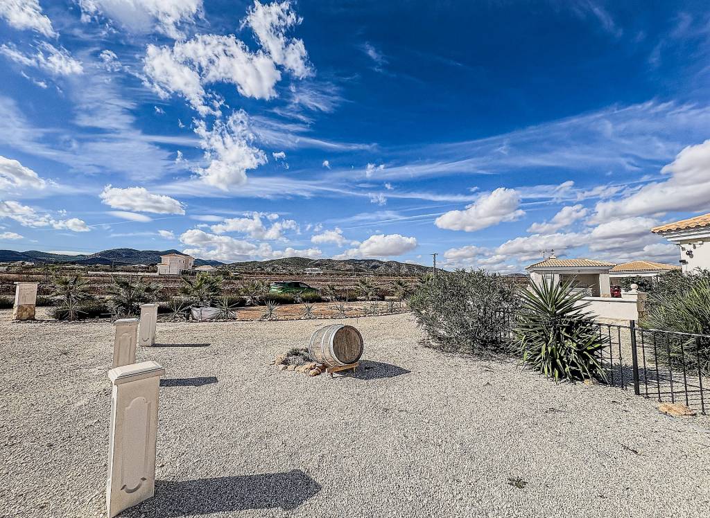 Resale - Villa - Pinoso