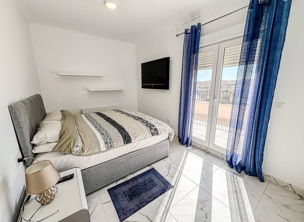 Resale - Villa - Pinoso