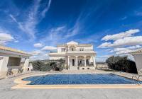 Resale - Villa - Pinoso