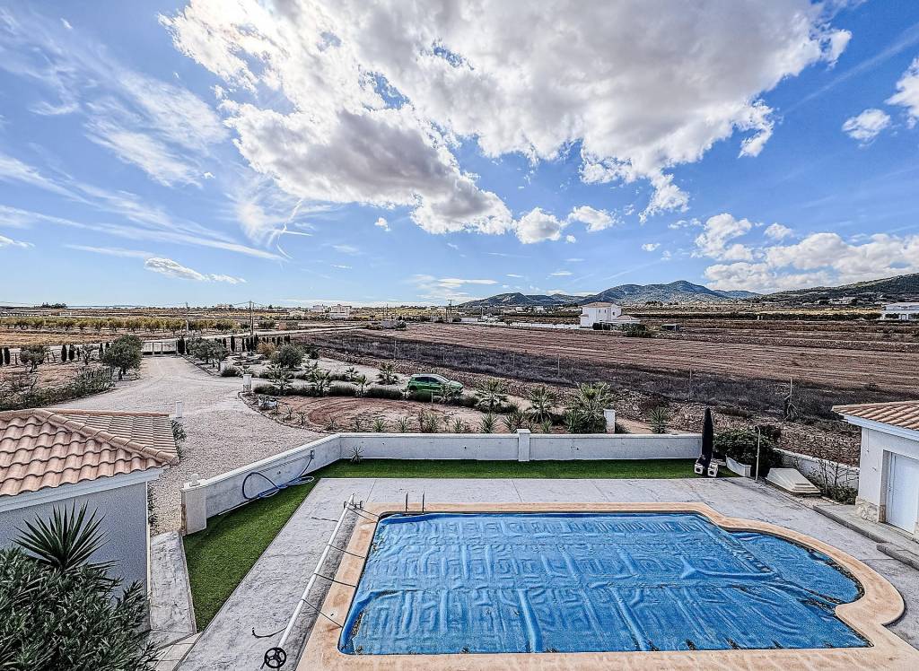 Resale - Villa - Pinoso