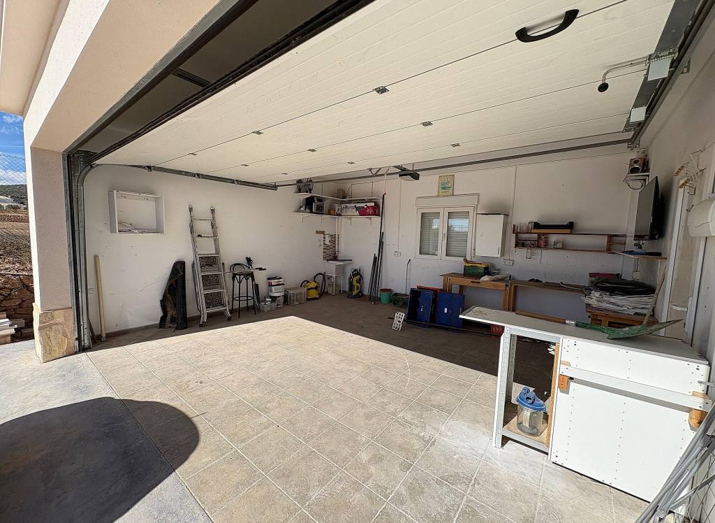 Resale - Villa - Pinoso