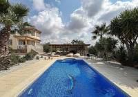 Resale - Villa - Pinoso