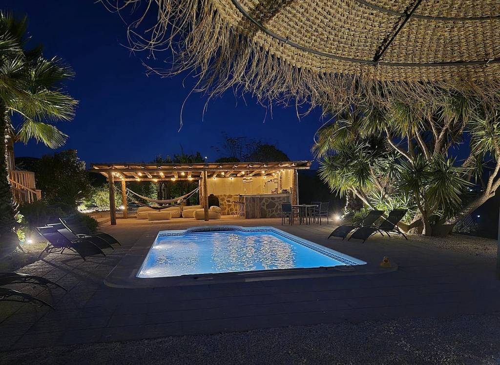 Resale - Villa - Pinoso