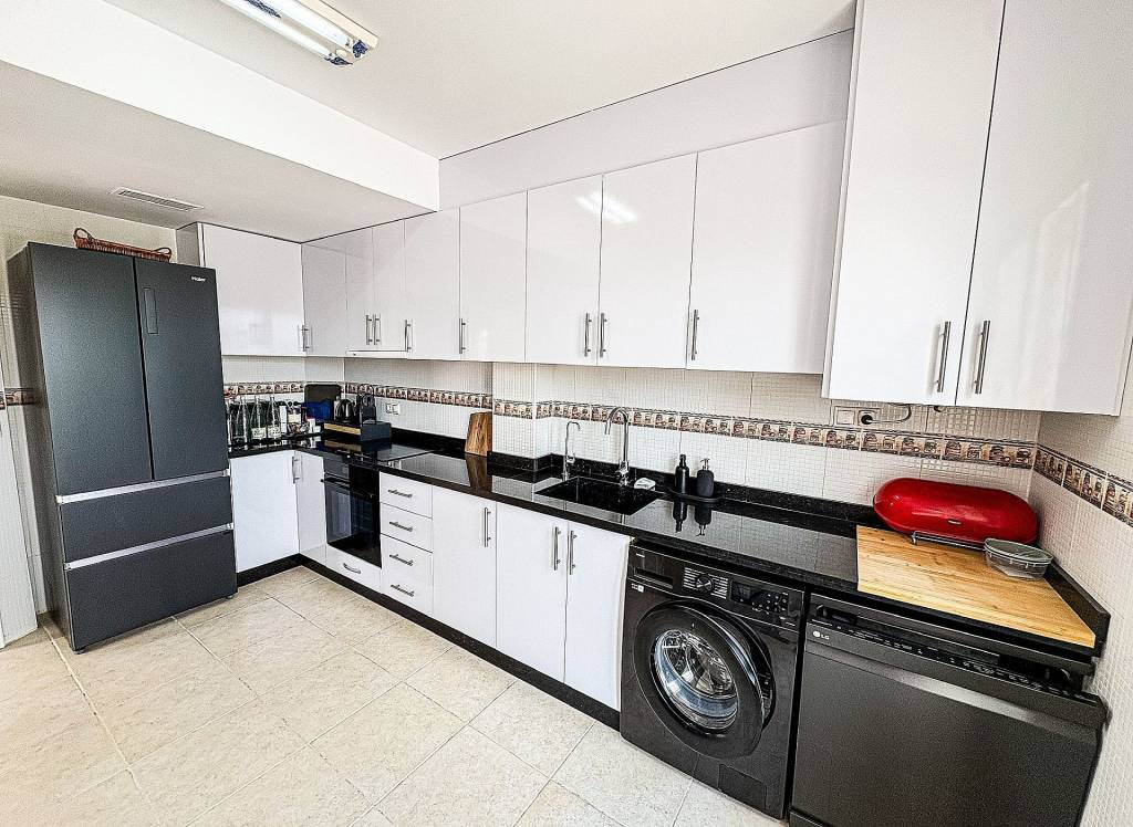 Resale - Villa - Pinoso