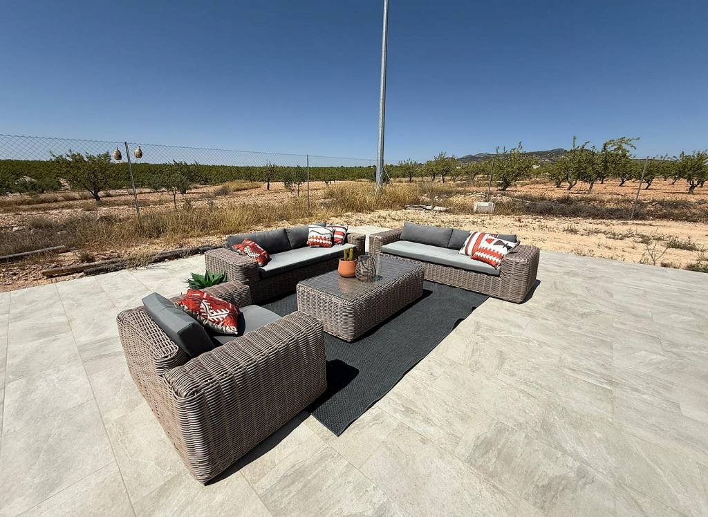 Resale - Villa - Pinoso