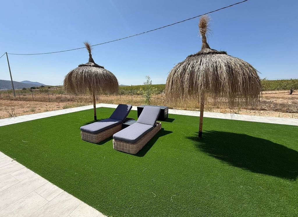 Resale - Villa - Pinoso