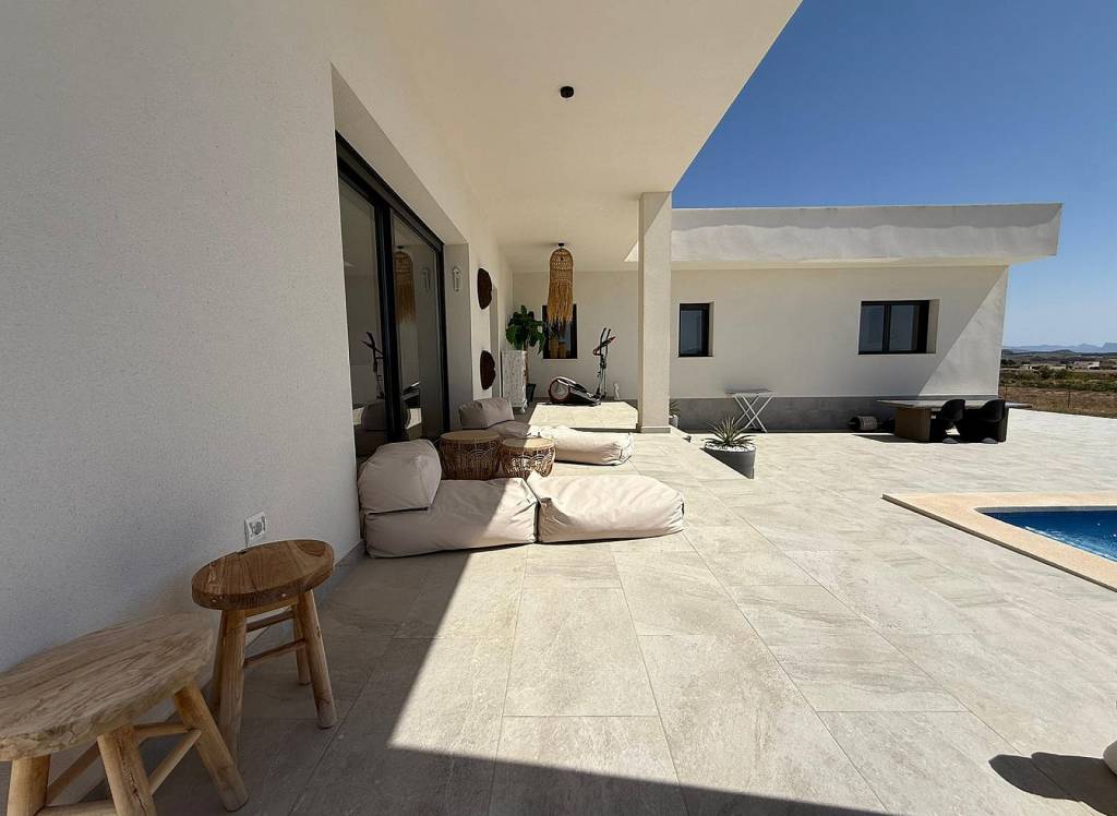 Resale - Villa - Pinoso