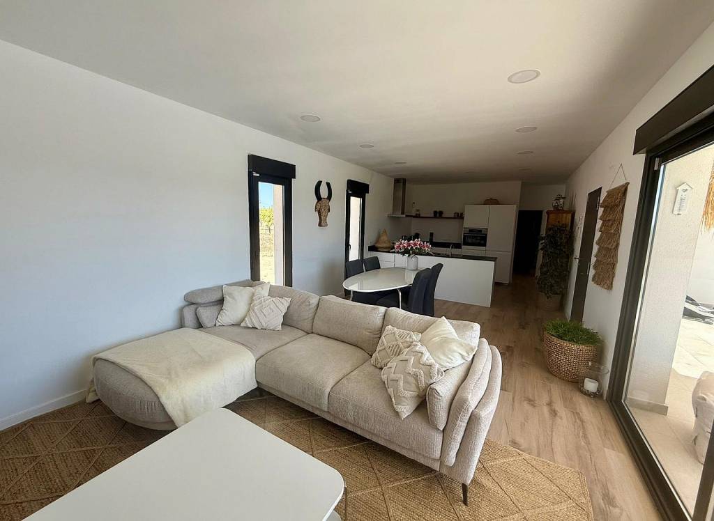 Resale - Villa - Pinoso