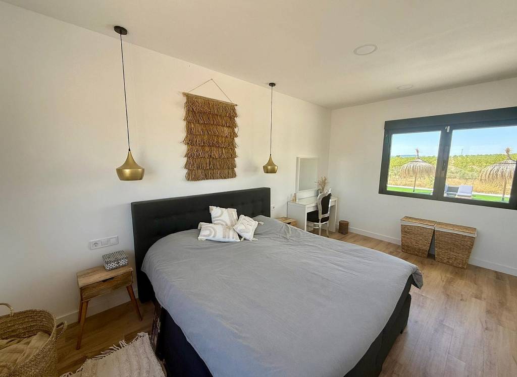 Resale - Villa - Pinoso