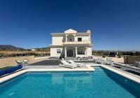 Resale - Villa - Pinoso