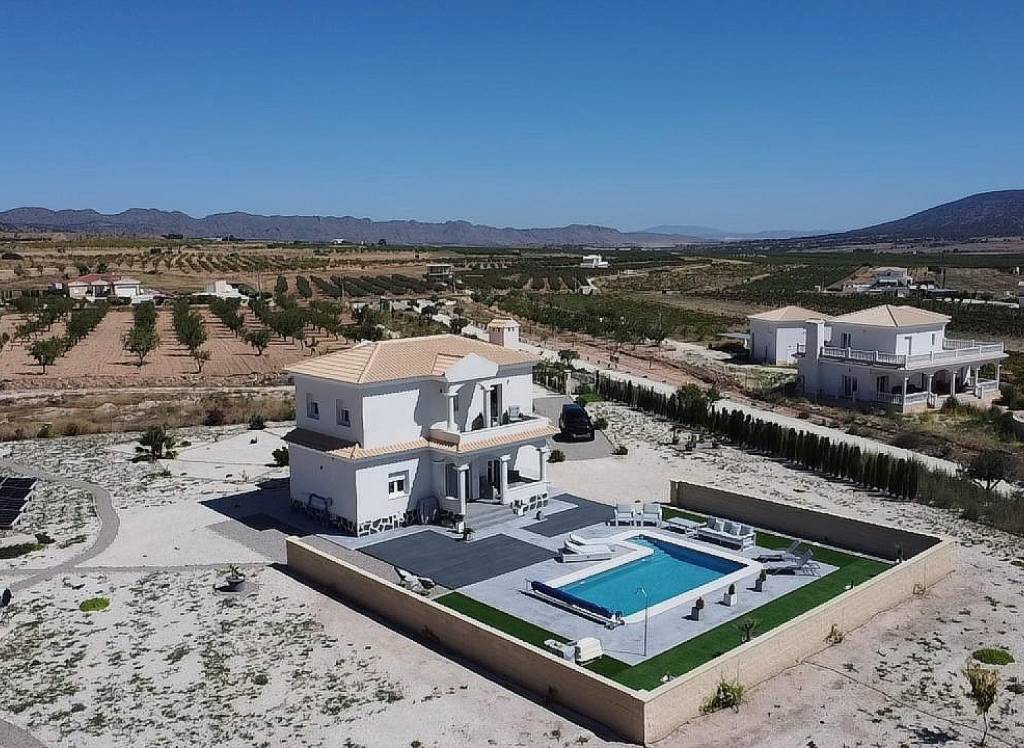 Resale - Villa - Pinoso